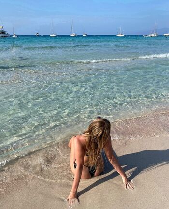 Full leaked Ali naaa private onlyfans photo