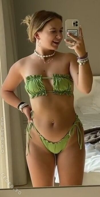 Full leaked Alinamour private onlyfans photo