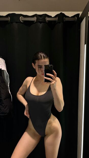 Full leaked Alla mayorovaa private onlyfans photo