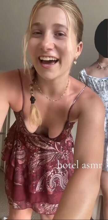 Full leaked Bigcomfycouch private onlyfans photo