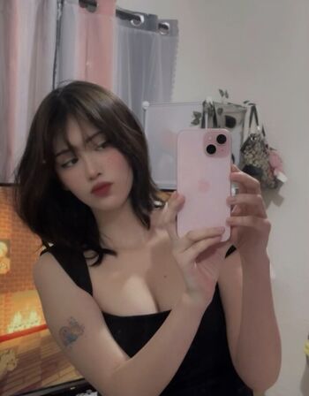 Full leaked Caileemai private onlyfans photo