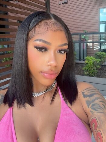 Full leaked Carenavonchae private onlyfans photo
