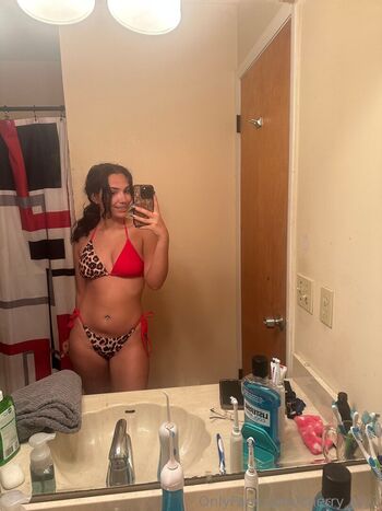 Full leaked Cherry jay private onlyfans photo