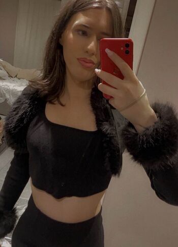 Full leaked Cherrybluets private onlyfans photo