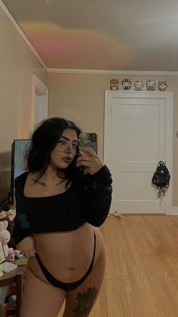 Full leaked Cuhhrissee private onlyfans photo