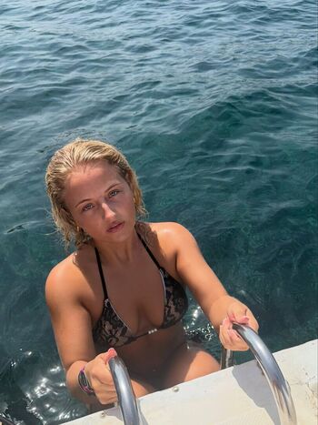 Full leaked Daisy campbell private onlyfans photo