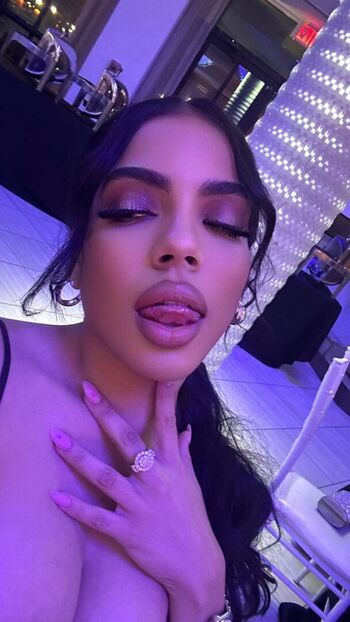 Full leaked E dot private onlyfans photo