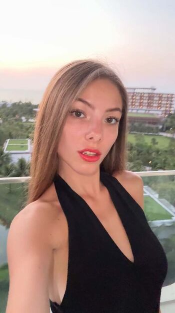 Full leaked Elizavetabom private onlyfans photo