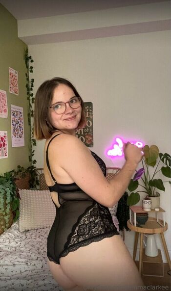 Full leaked Emmaclarkee private onlyfans photo