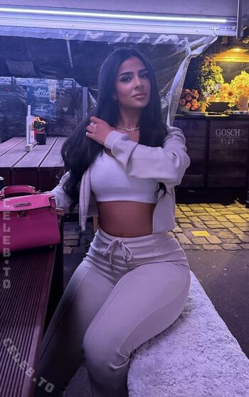 Full leaked Faatima aal private onlyfans photo