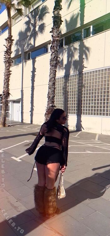 Full leaked Ilaais private onlyfans photo