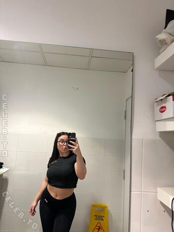 Full leaked Ilaais private onlyfans photo