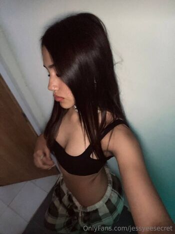 Full leaked Jessyeesecret private onlyfans photo