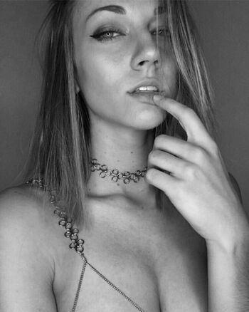 Full leaked Kruzadar private onlyfans photo