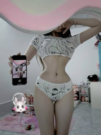 Full leaked Miko xinhh private onlyfans photo