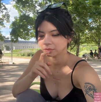 Full leaked Minaravel private onlyfans photo