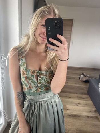 Full leaked Nadine freund private onlyfans photo