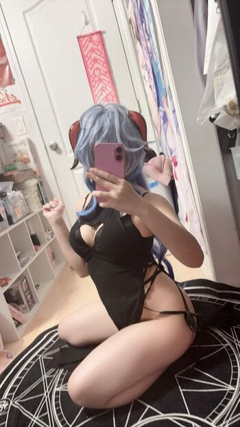 Pantsu_waifu