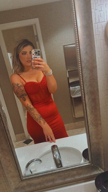 Full leaked Rachelrae private onlyfans photo