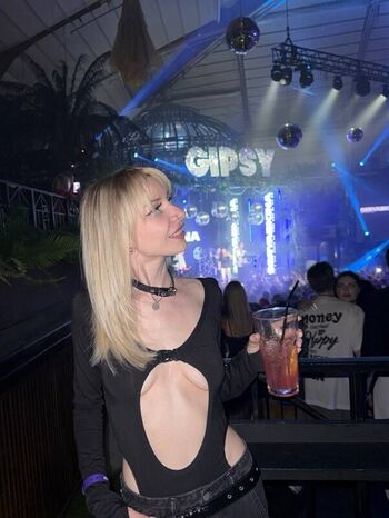 Full leaked Ritamydriasis private onlyfans photo