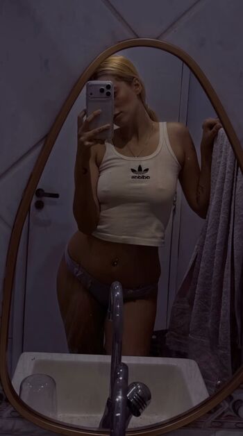 Full leaked Saavedragi private onlyfans photo