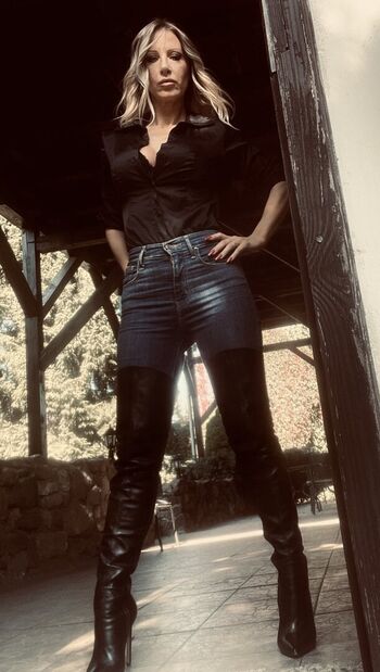 Full leaked Sarah wright private onlyfans photo