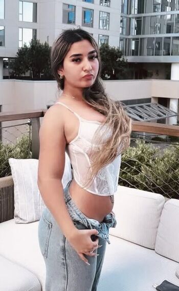 sophiaachaliz