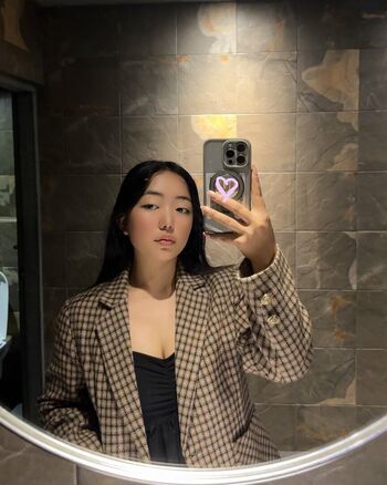 Full leaked Sumeria private onlyfans photo