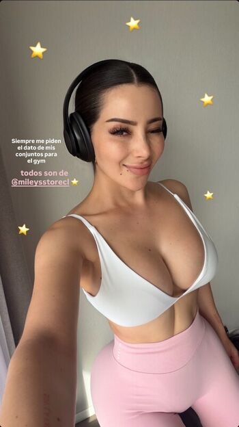 Full leaked Vaimonroe private onlyfans photo