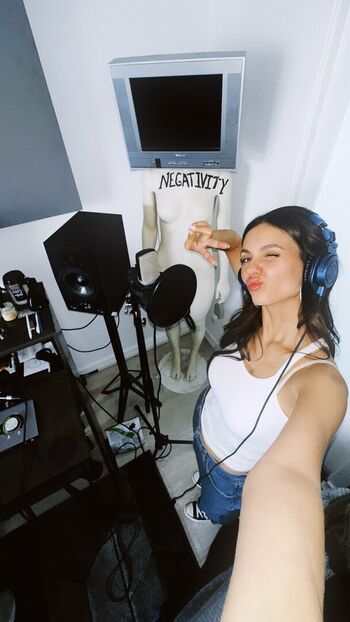 Full leaked Victoria justice private onlyfans photo