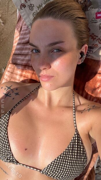 Full leaked Whosrobin private onlyfans photo