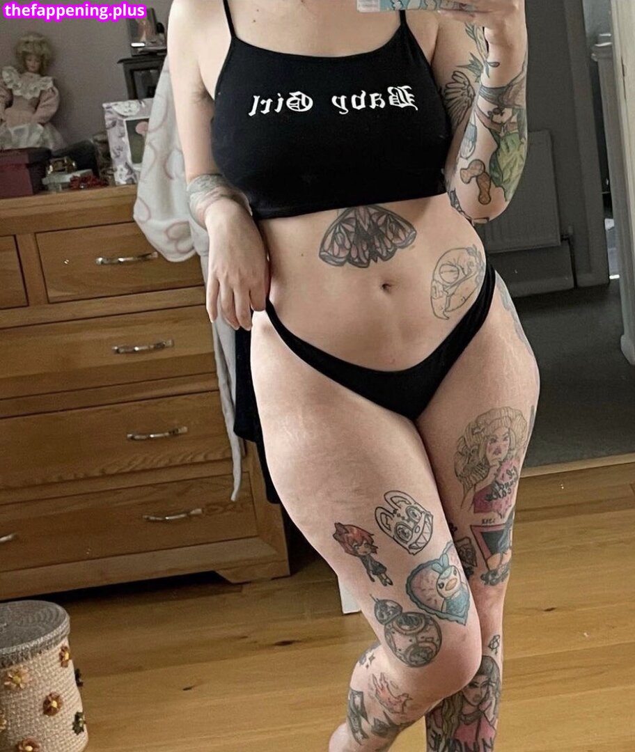 Hampshire / Surrey / chloesmithy / pegasuspills / xboofx / xxxprincess69 Foto OnlyFans Desnuda #11