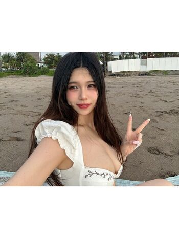 Full leaked Zhang xinmu private onlyfans photo