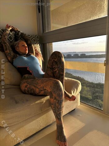 Full leaked Zombieprinzessin private onlyfans photo